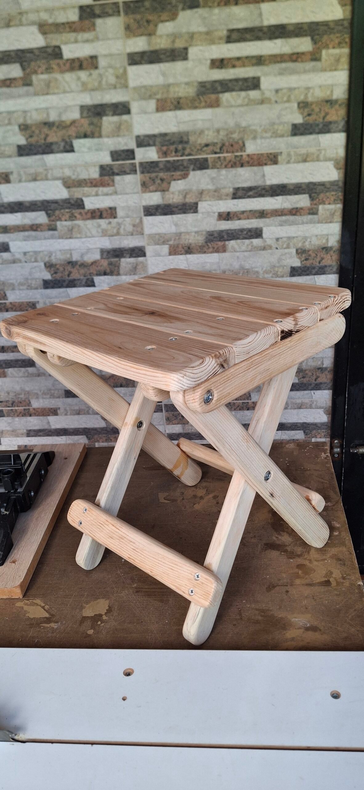 Katlanır ahşap tabure